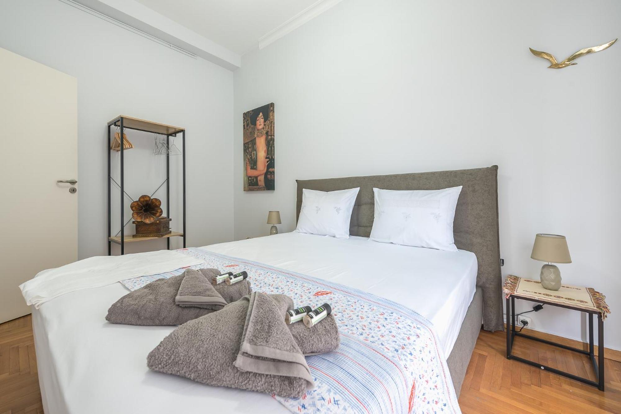 Andromar In The Heart Of Kolonaki Apartment Атина Екстериор снимка